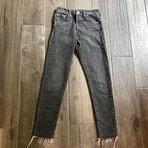 NEW Levi's Dark Grey Wedgie Skinny Jeans